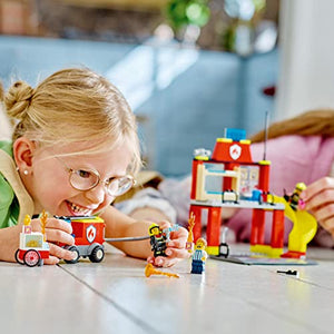 LEGO 60375 City Fire Caserma dei Pompieri e Autopompa con Camion Giocattolo dei Vigili del Fuoco, Giochi per Bambini e Bambine dai 4 Anni, Idee Regalo