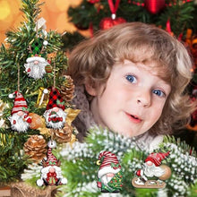 Carica l'immagine nel visualizzatore di Gallery, Babioms 24 PCS Legno di Natale Addobbi, Ciondoli In Legno per Albero di Natale, Gnomi Natalizi in Legno Addobbi di Natale, per Decorazioni, Fai Da Te, Bomboniere Natalizie
