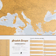 Carica l'immagine nel visualizzatore di Gallery, Maps International - Poster con mappa da grattare, edizione Europa –...