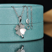 Carica l'immagine nel visualizzatore di Gallery, Yumilok, ciondolo a forma di quadrifoglio portafortuna in argento Sterling... - Ilgrandebazar