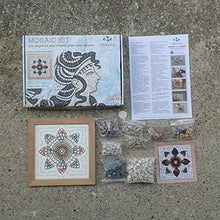 Carica l&#39;immagine nel visualizzatore di Gallery, Mosaico Fiore di Melograno - Kit arte mosaico fai da te - 23x23 cm - Tessere...