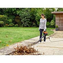 Carica l'immagine nel visualizzatore di Gallery, Black+Decker Beblv301 Soffiatore Elettrico, Trituratore, Aspiratore Foglie Capacità Di Raccolta 72 Litri, 3000 W, Nero Arancione, ‎64 x 39 x 44 cm; 6 Kg