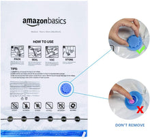 Carica l'immagine nel visualizzatore di Gallery, Amazon Basics - Sacchetti sottovuoto con pompa a mano, confezione da 12 (3 jumbo, 3 grandi, 3 medi, 3 piccoli) 12-Pack Single
