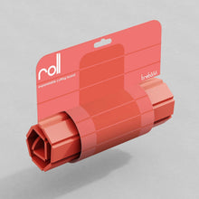 Carica l'immagine nel visualizzatore di Gallery, Trebonn - Roll Expand Board, Tagliere in Plastica Arrotolabile con Fondo Antiscivolo, Salvaspazio E Perfetto per Uso Quotidiano. 39 x 24 cm