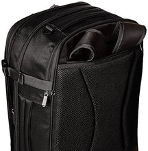 Carica l'immagine nel visualizzatore di Gallery, AmazonBasics - Zaino da viaggio/bagaglio a mano, Nero - 50L