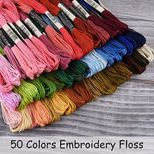 Carica l'immagine nel visualizzatore di Gallery, FEPITO 55 Pezzi Filo da Ricamo Color Arcobaleno Set 50 50 Threads