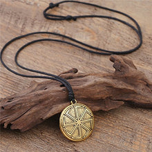 Carica l'immagine nel visualizzatore di Gallery, Skyrim Amuleto Slavi Wicca Sigil Talismano Kolovrat Antico Antique Gold