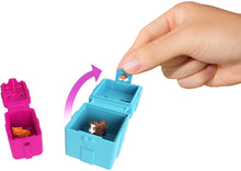 Carica l'immagine nel visualizzatore di Gallery, Polly Pocket- Playset Torta delle Sorprese a Tema Compleanno con Carosello di Unicorni e Tanti Accessori, Giocattolo per Bambini 4+Anni, GYW06