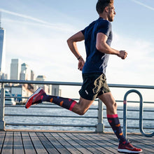 Carica l'immagine nel visualizzatore di Gallery, ACTINPUT Calze Compressione Graduata Donna Uomo,4 Paia Calze Elastiche Sportive per Sport, Corsa, Escursioni, Viaggi in Aereo, Giri in Bici, Infermieri