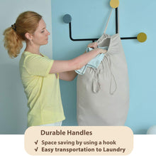Carica l'immagine nel visualizzatore di Gallery, MCleanPin 2 PZ Sacchi da Biancheria Sacco Portabiancheria Alta Resistente con Coulisse Borsa per Il Bucato da Viaggio Pieghevole Lavabile e Riutilizzabile,Beige