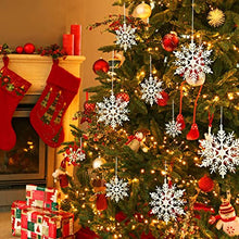 Carica l'immagine nel visualizzatore di Gallery, 51 Pezzi Fiocchi di Neve Decorativi Natale,Decorazioni Legno per Albero di Natale Ornamenti Decorativi Natale di Fiocco di Neve in Ciondoli da Appendere DIY Artigianato