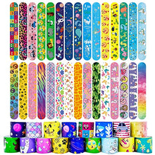 Carica l'immagine nel visualizzatore di Gallery, Acuiwer Braccialetti Slap 30 Pezzi Slap Bracelets Schiaffo Colorato Bracciali Gadget Compleanno Bambini Festa Bomboniere Regalo Ragazze Ragazzi