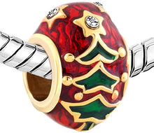Carica l'immagine nel visualizzatore di Gallery, Perline Uniqueen Jewellery a forma di albero di Natale, pupazzo di neve e cane con cappello rosso, adatte per braccialetti con charm