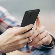 Carica l'immagine nel visualizzatore di Gallery, EasyAcc Custodia per Samsung Galaxy A51, Morbido TPU Cover Slim Anti Scivolo Protezione Posteriore Case Antiurto E' Adatto per Samsung Galaxy A51- Nero