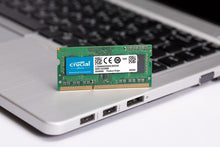 Carica l&#39;immagine nel visualizzatore di Gallery, Crucial CT51264BF160B Memoria da 4 GB (DDR3L, 1600 MT/s, 4 GB, Nero - Ilgrandebazar