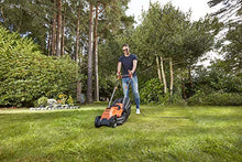 Carica l&#39;immagine nel visualizzatore di Gallery, BLACK+DECKER BEMW451BH-QS Rasaerba a filo 1200W, Taglio 32cm, 1200 W - 32 cm - Ilgrandebazar