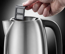 Carica l'immagine nel visualizzatore di Gallery, Russell Hobbs Adventure Bollitore, 2400 W, 7 Tazze, Plastica, Acciaio Inossidabile, Acciaio