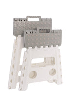 Carica l'immagine nel visualizzatore di Gallery, ARREGUI TB-039-GB Sgabello Pieghevole Multiuso | Sgabello per Adulti o Bambini | Scala Pieghevole | Scalino | Sgabello per cucina, bagno, campeggio | 39 cm di altezza | White &amp; Grey