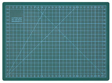 Carica l'immagine nel visualizzatore di Gallery, Wedo 079130 Cutting Mat, Tappetino da Taglio 300 x 220 x 3 mm, 30 cm, Verde - Ilgrandebazar