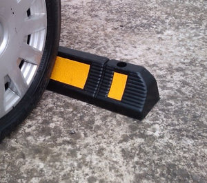SNS SAFETY LTD RWS-225 Fermaruote in Gomma per Parcheggi Commerciali o... - Ilgrandebazar