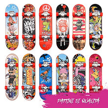 Carica l&#39;immagine nel visualizzatore di Gallery, Magicat 12 skateboard da dito I Giochi di dita per ragazzi e ragazze I Mini giocattolo per bambini di compleanno, regali di natale e pasqua I Finger board con diversi disegni