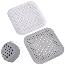 Carica l&#39;immagine nel visualizzatore di Gallery, Alyvisun 2Pcs Silicone Raccogli Capelli Doccia con Ventosa, Filtro per Capelli Protezione Scarico, Universale Filtro di Scarico Anti Capelli per Cucina, Bagno (Bianco + Grigio)