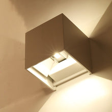 Carica l&#39;immagine nel visualizzatore di Gallery, APPLIQUE LED CUBO IMPERMEABILE DA INTERNO ED ESTERNO LAMPADA PARETE Bianco - Ilgrandebazar