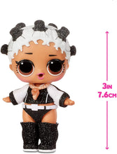 Carica l'immagine nel visualizzatore di Gallery, LOL Surprise All-Star BBs, Squadra di calcio- Bambola luccicante a tema sportivo con 8 sorprese e accessori alla moda, All-Star BBs Serie 3, Bambola da collezione adatte dai 3 anni in su.