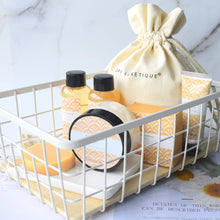 Carica l'immagine nel visualizzatore di Gallery, Spa Luxetique Set Bagno Doccia alla Vaniglia 6 Pezzi Cofanetto Regalo con Bagnoschiuma e Crema Corpo per Anniversario Festa Compleanno e Viaggio