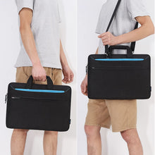 Carica l&#39;immagine nel visualizzatore di Gallery, DOMISO 15.6 Pollici Borsa a Tracolla per Laptop Impermeabile Cartella Borsa Porta PC con Manico per 15.6&quot; Lenovo Yoga Chromebook/ThinkPad T580/Asus ROG Zephyrus GX501/HP Pavilion 15/Acer Swift 3,Nero 15.6 Pollici Nero