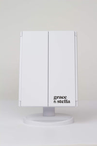 *Nuovo* Specchio per Trucco Ingranditore - illuminato a LED con Bianco - Ilgrandebazar