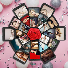 Carica l'immagine nel visualizzatore di Gallery, Erlliyeu Album fotografico pieghevole fai da te in scatola regalo a B