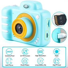 Carica l'immagine nel visualizzatore di Gallery, Qoosea Fotocamera Bambini, Digitale Selfie Macchina Fotografica, Portatile Mini Ricaricabile Digitale per Bambini Videocamera Regali per Ragazze Ragazzi da 3-8 Anni, LCD da 2.4" HD con Scheda SD 32 GB
