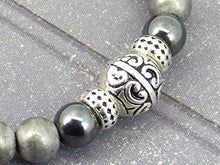 Carica l&#39;immagine nel visualizzatore di Gallery, Bracciale per gli uomini in ematite nero e grigio e perle di tibetani - Ilgrandebazar