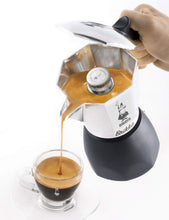 Carica l&#39;immagine nel visualizzatore di Gallery, Bialetti New Brikka 2Tz Moka Brikka, 2 Tazze, Acciaio Nero - Ilgrandebazar