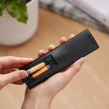 Carica l'immagine nel visualizzatore di Gallery, AmazonBasics - Batterie alcaline AAA 1.5 Volt, Performance, confezione da 36 (l’aspetto potrebbe variare dall’immagine)