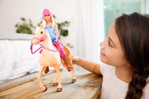 Barbie Bambola con Cavallo e Accessori, Multicolore, 3+ Anni, FXH13