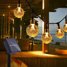 Carica l'immagine nel visualizzatore di Gallery, Catena Luminosa Esterno, TOGAVE LED Luce Stringa Solari Lucine 50 LED Lampadines IP65 Impermeabile Luci Da Esterno per Giardino, Matrimonio, Festa Bianco Caldo [Classe di efficienza energetica A+++]