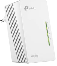 Carica l&#39;immagine nel visualizzatore di Gallery, TP-Link TL-WPA4220 Powerline AV600 + 300 Mbps WiFi (extender solo), Bianco - Ilgrandebazar