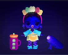 Carica l&#39;immagine nel visualizzatore di Gallery, L.O.L. Surprise! Lights Glitter Doll with 8 Surprises Including Black Light Surprises