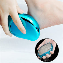 Carica l'immagine nel visualizzatore di Gallery, FERYES Lima per piedi in vetro nano, Lima per piedi riutilizzabile per rimozione del callo per piedi, Strumento per pedicure, Scrubber per piedi in vetro e raschietto per piedi, 1 pz, (Blu brillante)