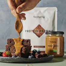 Carica l'immagine nel visualizzatore di Gallery, foodspring Burro di Arachidi BIO, 3 x 250g, lo snack gustoso ricco di proteine