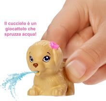 Carica l&#39;immagine nel visualizzatore di Gallery, Barbie- Dreamhouse Adventures Bambola Nuotatrice in Costume con Trampolino e Cucciolo Giocattolo per Bambini 3+ Anni, GHK23