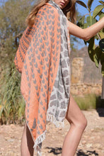 Carica l'immagine nel visualizzatore di Gallery, ZusenZomer Fouta Telo Mare XXL 95x190 cm - Telo Mare Leggero Grande 100% Cotone Assorbenza &amp; più Morbido - Asciugamani Hamam Design Esclusivo (Terra, Donne - 95 x 190 cm)
