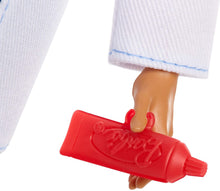 Carica l'immagine nel visualizzatore di Gallery, Barbie- Bambola ​Ken Dentista con Capelli Castani, Camice e Accessori, Giocattolo per Bambini 3+ Anni, GJL66