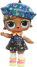 Carica l&#39;immagine nel visualizzatore di Gallery, L.O.L. Surprise! Lights Glitter Doll with 8 Surprises Including Black Light Surprises