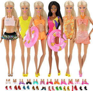 Miunana 12 Pezzi per 28 - 30 CM / 11.5 Pollici Principessa Bambola = 5 PCS Costumi da Bagno + 5 PCS Sandali + 2 PCS Scarpe Colori Selezionati A Caso