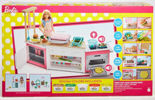 Carica l&#39;immagine nel visualizzatore di Gallery, Barbie FRH73 - Cucina da Sogno con Bambola, 5 Aree di Gioco, Pasta Modellabile, Luci e Suoni, Giocattolo per Bambini 4 + Anni
