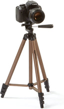 Carica l'immagine nel visualizzatore di Gallery, AmazonBasics- Zaino per fotocamera SLR + accessori, colore: Nero &amp; AmazonBasics - Treppiedi leggero, 127 cm