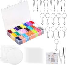 Carica l'immagine nel visualizzatore di Gallery, LIHAO 24000 Perline a Fusione, Mini Dimensioni2.6mm, Perline da Stirare 24 Colori 3 Pegboard per Il Tempo Libero Creativo, Set Gioco Creativo Natalizio Fai da Te per Bambini